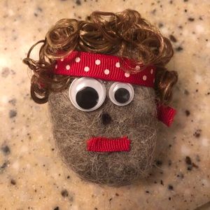 Meet your Posher, Channie